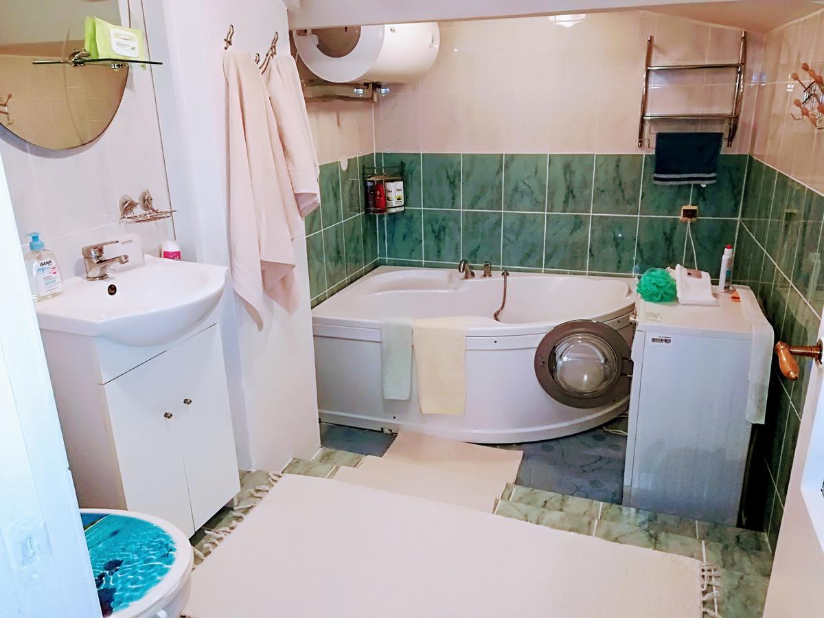 Livijas Apartamenti Apartment Kuldiga Bagian luar foto