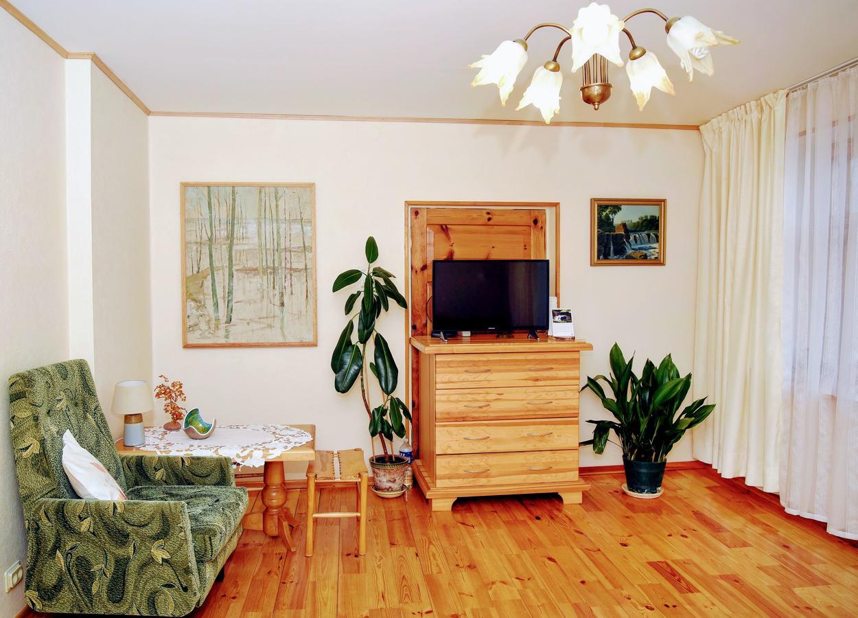 Livijas Apartamenti Apartment Kuldiga Bagian luar foto